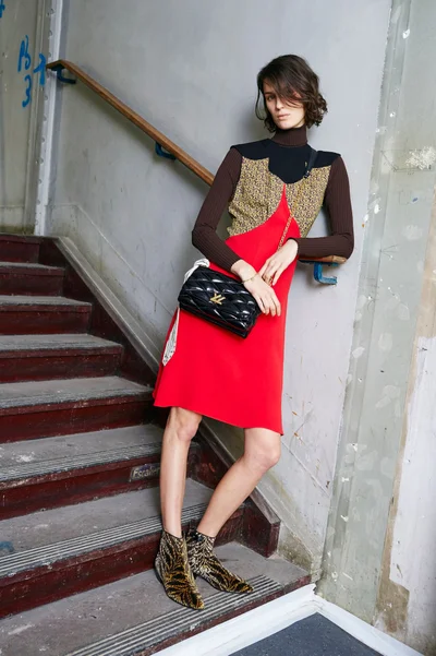 Look 4